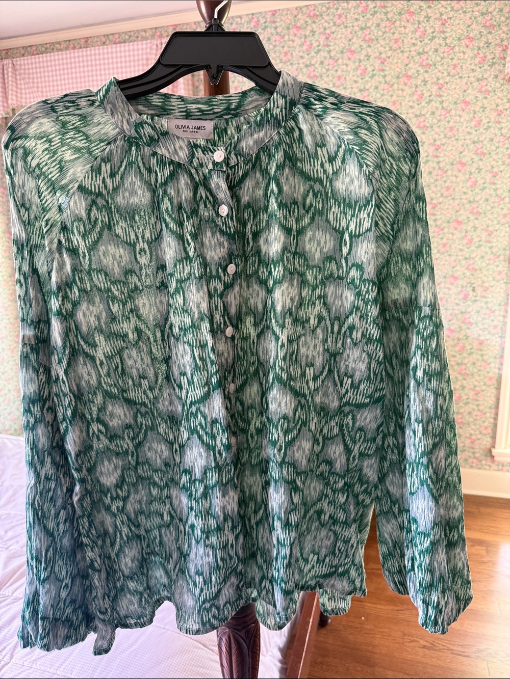 Olivia James Green Printed Button-Front Blouse